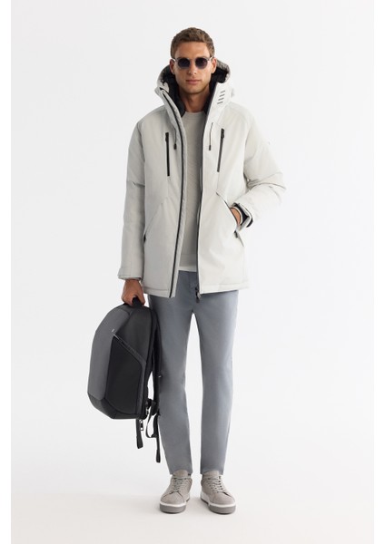 Erkek Açık Gri Kapüşonlu Su İtici Rüzgar Geçirmez Kaz Tüyü Comfort Fit Mont A42Y6044