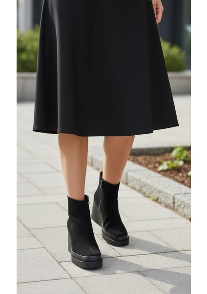 Cassido C01196 Hakiki Süet Deri Dolgu Taban Siyah Kadın Bot