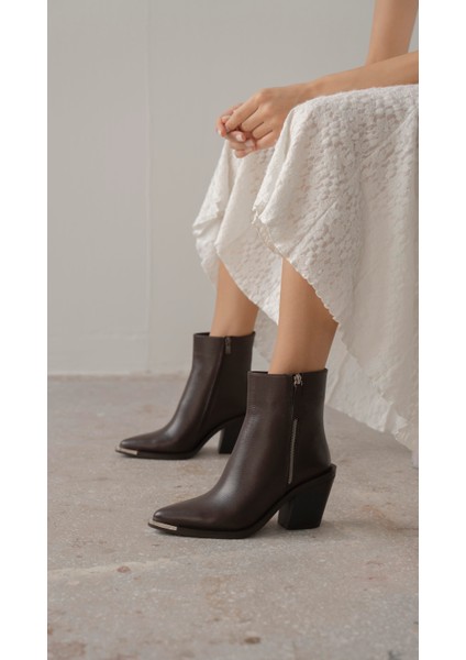 Devin Kahve Hakiki Deri Kadın Bot