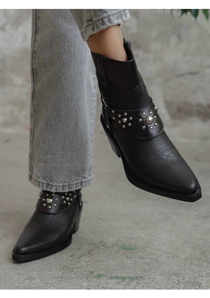 Lamar Siyah Troklu Hakiki Deri Kadın Bot fiyatları