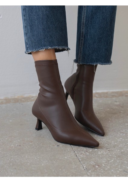 Bobby Streç Kahve Deri Bot indirimleri