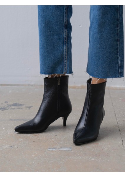 Lydia Siyah Hakiki Deri Kadın Bot modelleri