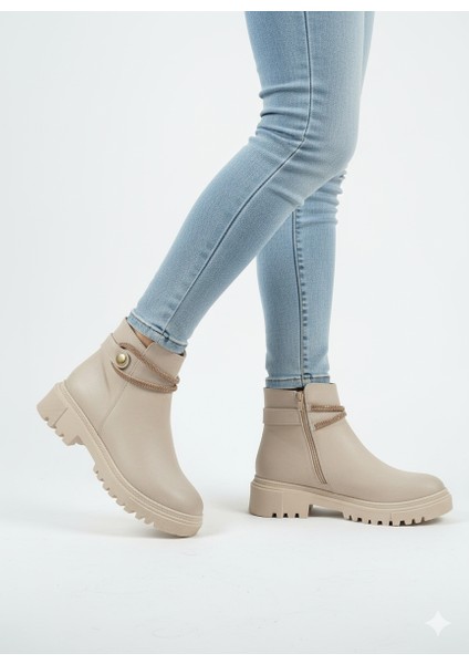 Kadın Taşlı Düğme Detaylı Fermuarlı Kısa Bot fiyatları