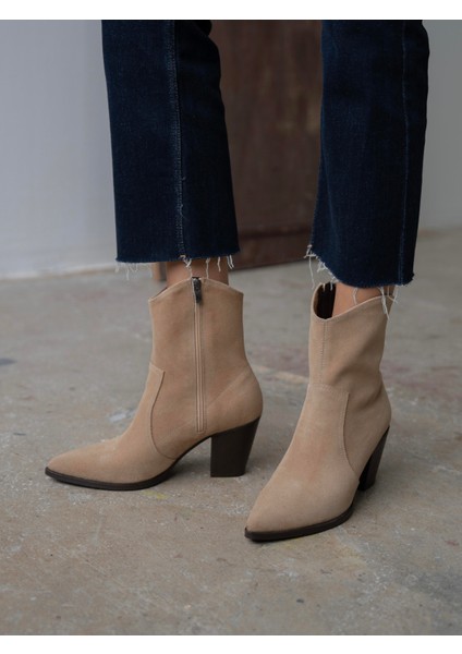 Larissa Bej Süet Bot fiyatları