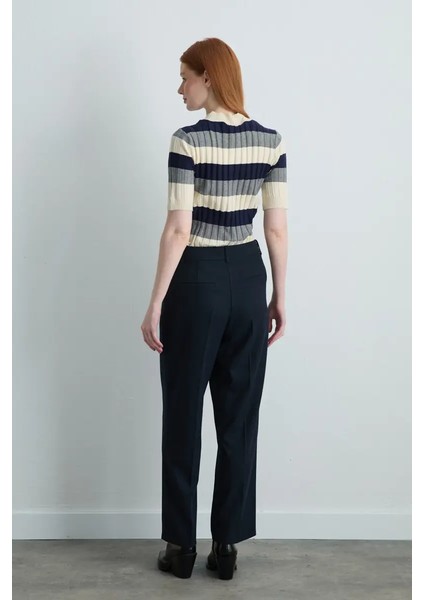 Havuç Kesim Kaşe Pantolon - Lacivert fırsatları