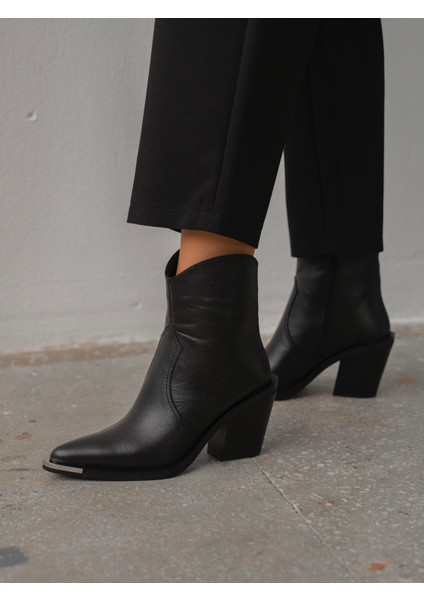 April Siyah Hakiki Deri Kadın Bot fırsatları
