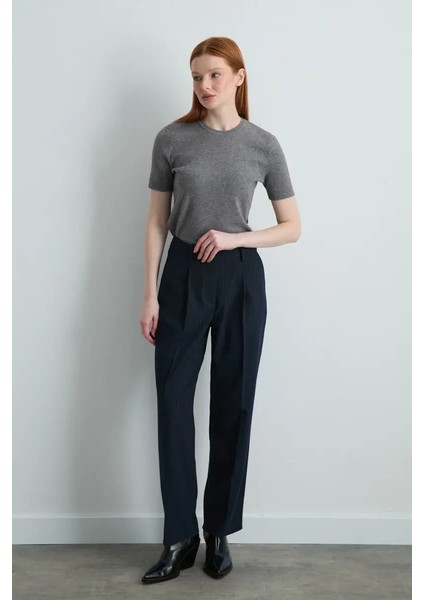 Havuç Kesim Silik Çizgili Kaşe Pantolon - Lacivert fiyatları