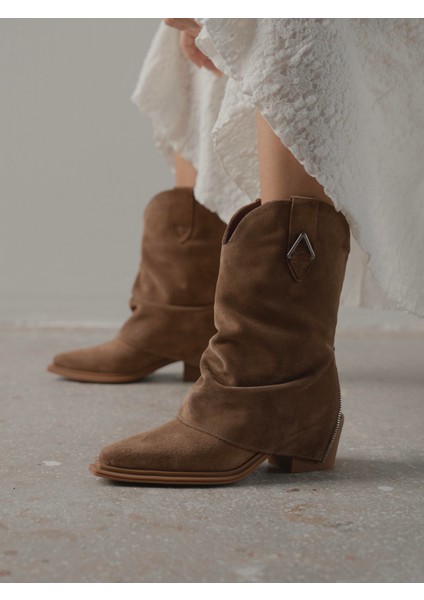 Karla Camel Süet Hakiki Deri Kadın Bot fırsatları