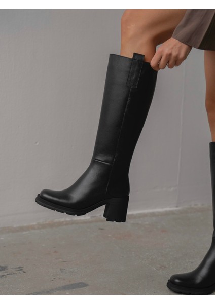 Livia Siyah Hakiki Deri Kadın Çizme