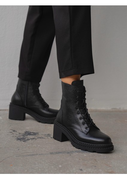 Nokka Siyah Hakiki Deri Kadın Bot