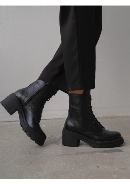 Nokka Siyah Hakiki Deri Kadın Bot modelleri