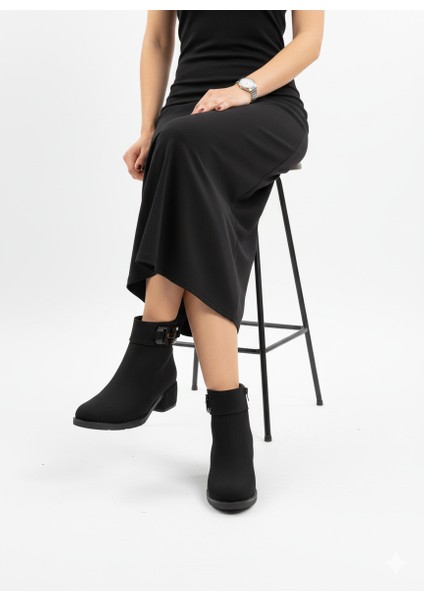 Kadın Siyah Taşlı Yandan Fermuarlı Kısa Kalın Topuklu Bot fiyatları