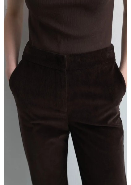 Anka Koleksiyonu Fitilli Kadife Boru Paça Pantolon - Kahverengi fırsatları
