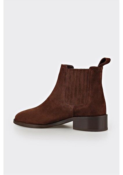 Kahve Deri Kadın Klasik Bot modelleri