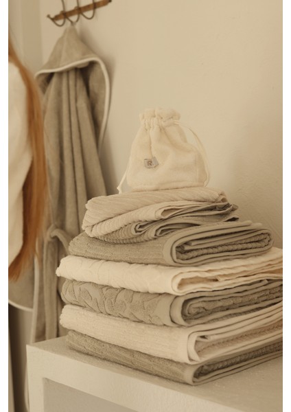 Allesi %100 Pamuk Havlu Bakım Çantası modelleri