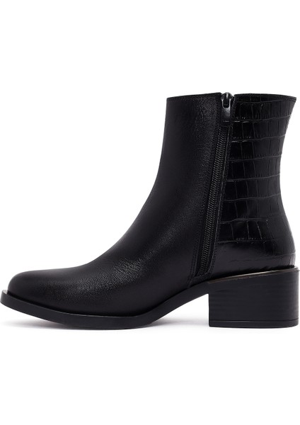 Kadın Siyah Fermuarlı Kısa Kalın Topuklu Deri Bot 25WFD360714 fiyatları