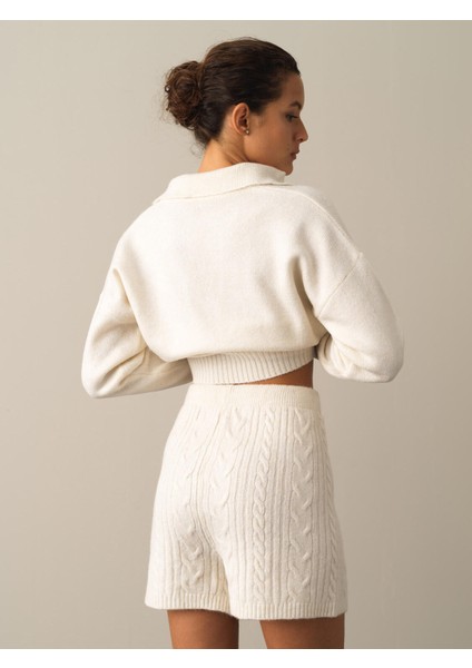 Kadın Ekru Regular Fit Triko Şort