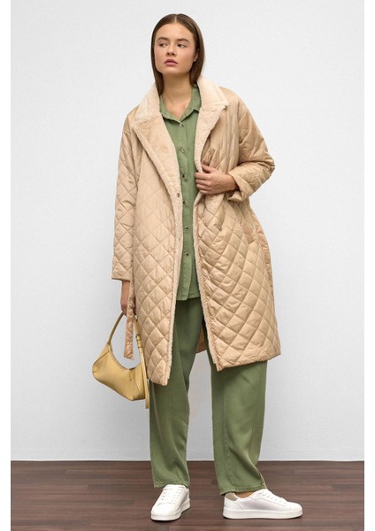 Peluş Garnili Çıt Çıt Kapamalı Kruvaze Kapitone Mont Taş 6787