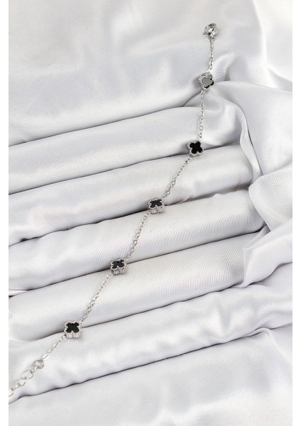 316L Çelik Siyah Sedef Yonca Model Gümüş Renk Kadın Bileklik fiyatları