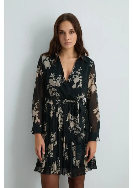 Anvelop Kesim Piliseli Elbise - Siyah fiyatları