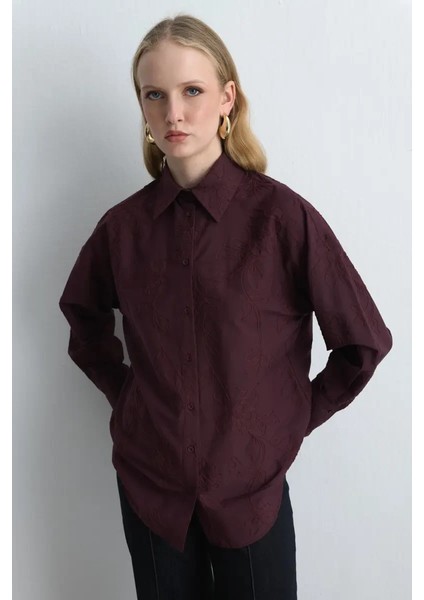 Çiçek Nakışlı Koton Gömlek - Bordo