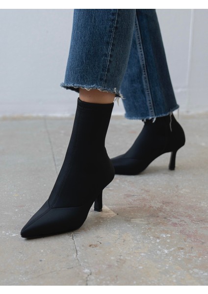 Dina Streç Siyah Scuba Bot