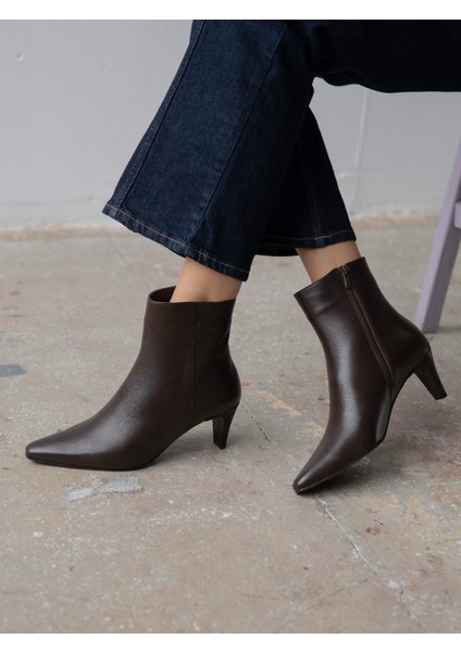 Voren Kahve Hakiki Deri Kadın Bot modelleri