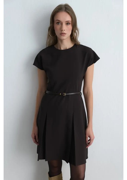 Beli Kemerli Düşük Kollu Elbise - Kahverengi