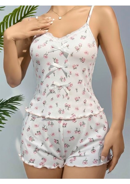 Arias Closet Pamuklu Beyaz Üstüne Çiçek Desen Fitilli Askılı Şortlu Pijama Takımı
