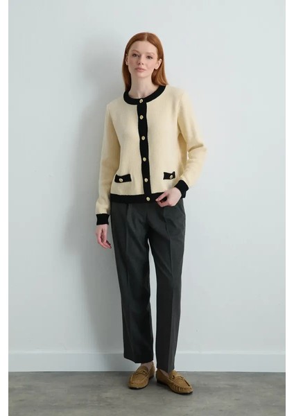 Kadife Dokulu Garnili Triko Hırka - Ekru fiyatları