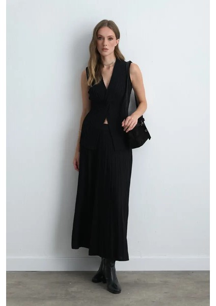 Düğüm Detaylı Viskon Triko Bluz - Siyah fırsatları