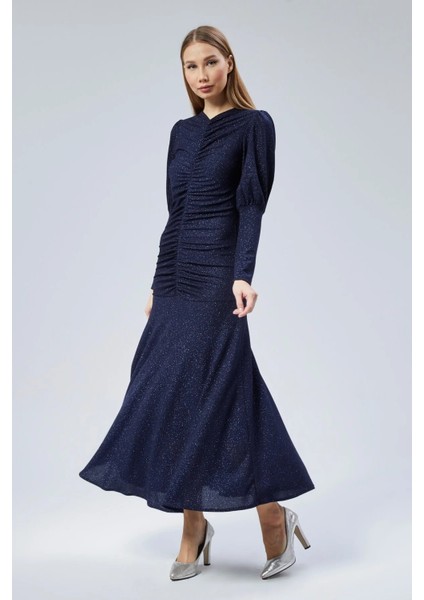 Ön Büzgü Detaylı Simli Abiye Elbise