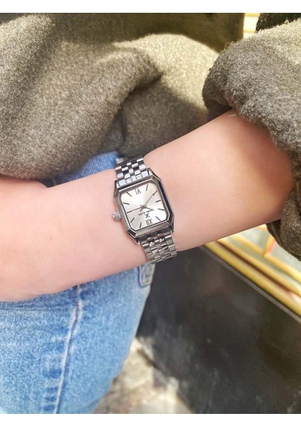 DKE.1.10921 Kare Kadran 3 Atm Suya Dayanıklı Kadın Kol Saati fiyatları