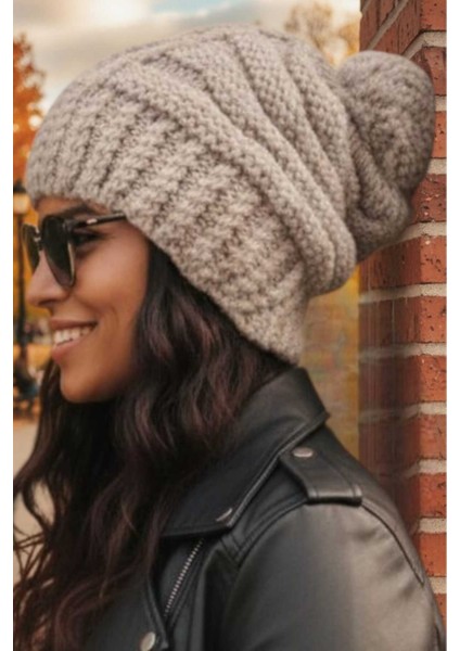 Kadın Kışlık Ponponlu Kalın Örgü Bere modelleri