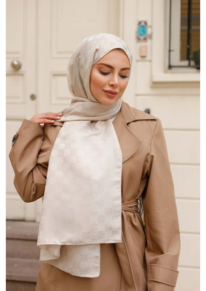 Premium klasik bej dama desenli şal-scarf fırsatları