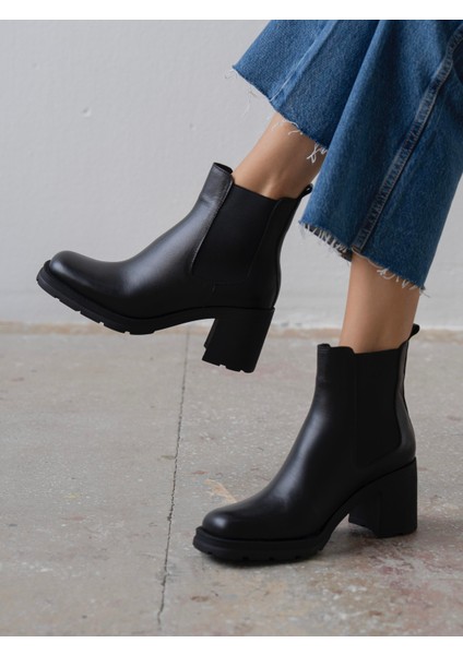 Stark Siyah Hakiki Deri Kadın Bot fiyatları