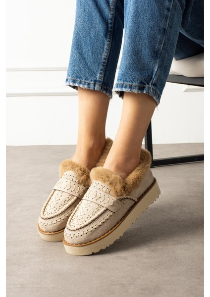 Liyi Kadın Kısa Içi Kürklü Hafif Tabanlı Bej Süet