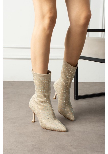 Larva Kadın Bot Ince Topuklu Full Taşlı Streç Süet Bej fiyatları