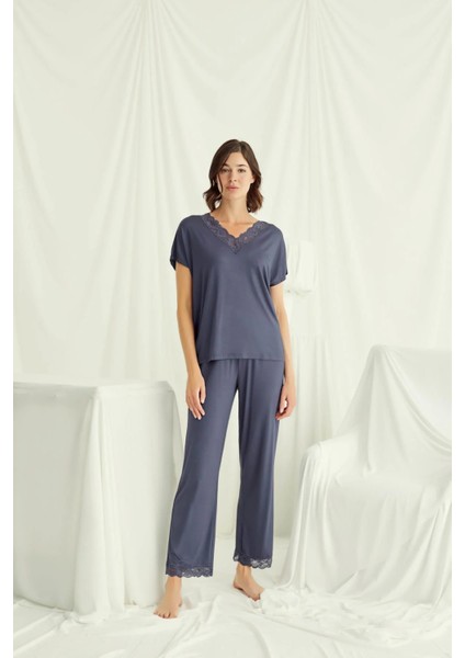 Monamise Kısa Kollu V Yakalı Dantelli Pijama Takımı fiyatları