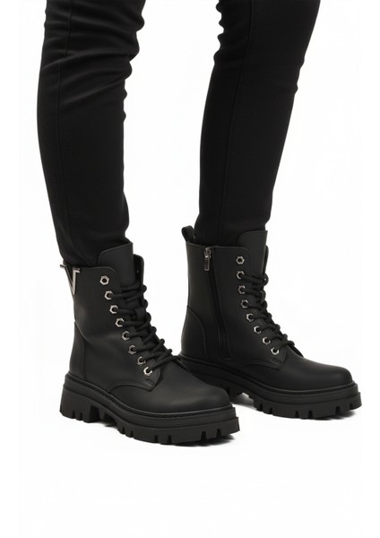 Siyah Zümrüt Bağcıklı Fermuarlı Kaymaz Kadın Bot 514531 Z