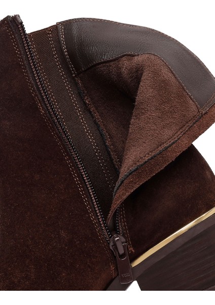 Kadın Kahverengi Fermuarlı Kısa Kalın Topuklu Süet Deri Bot 25WFD360610