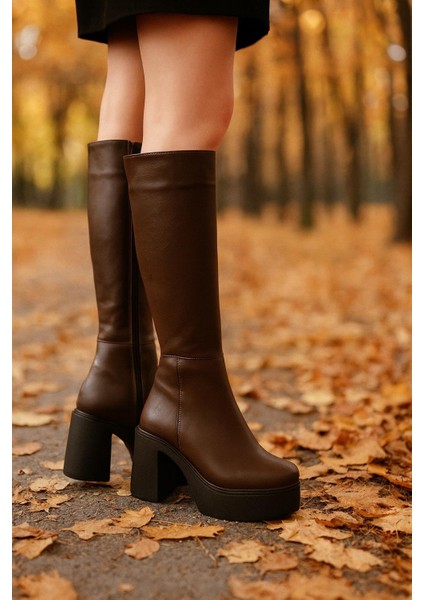 Kadın Fermuarlı Yüksek Topuklu Şık Çizme fiyatları