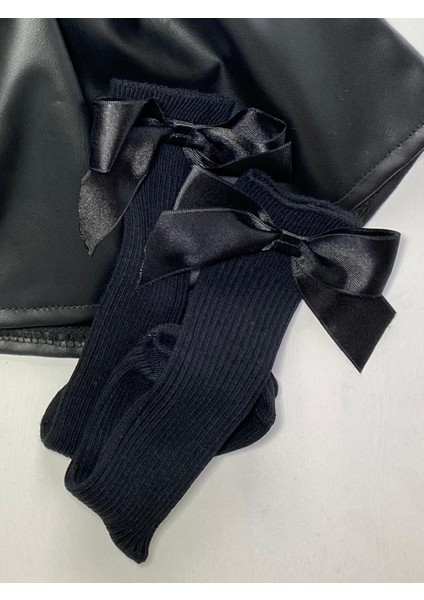 deri Etek Siyah Badi ve Diz Altı Siyah Fiyonklu Çorap Takım 3 Lü Set