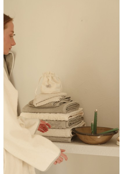 Allesi %100 Pamuk Havlu Bakım Çantası fırsatları