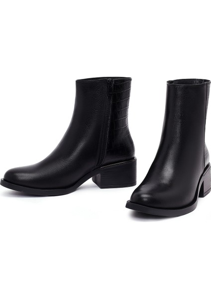 Kadın Siyah Fermuarlı Kısa Kalın Topuklu Deri Bot 25WFD360714 modelleri