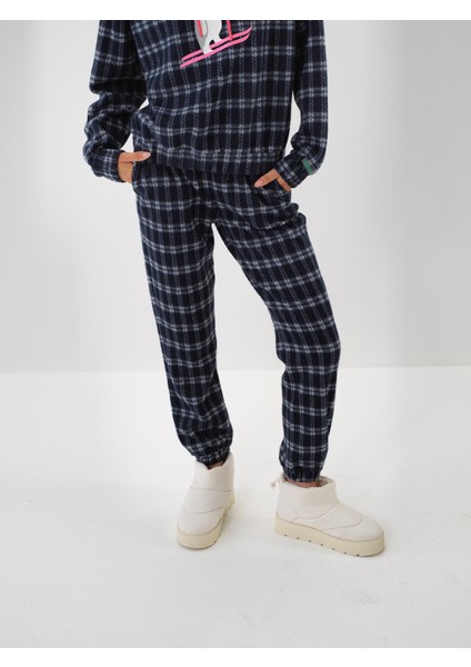 Kadın Lacivert Formunu Koruyan Regular Fit Sweat Pantolon indirimleri