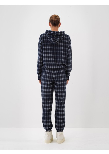 Kadın Lacivert Formunu Koruyan Regular Fit Sweat Pantolon