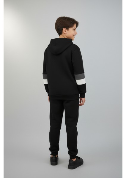 Fermuarlı Kapüşonlu Blok Detaylı Siyah Erkek Çocuk Eşofman Takımı indirimleri