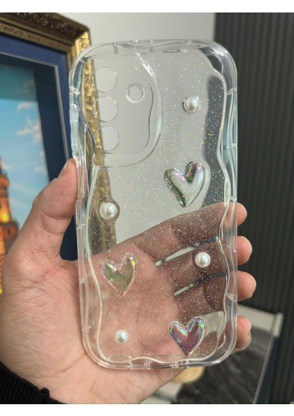 Samsung Galaxy A26 Kılıf Kamera Korumalı Şeffaf Dalga Kenarlı Kırmızı Kalp Diyonk Desenli Yumuşak Silikon Kapak fiyatları