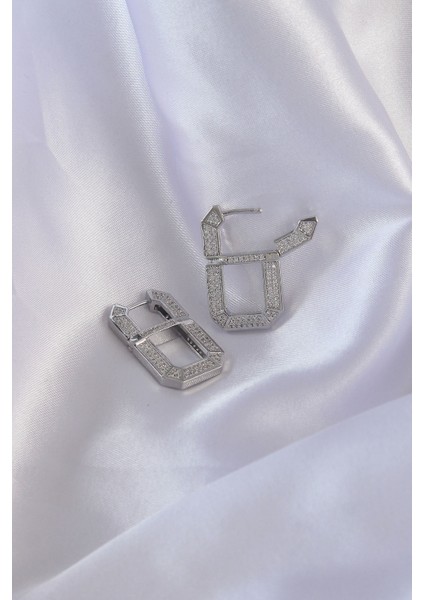 Vip Seri Pirinç Gümüş Renk Zirkon Taşlı Serenay Küpesi fiyatları